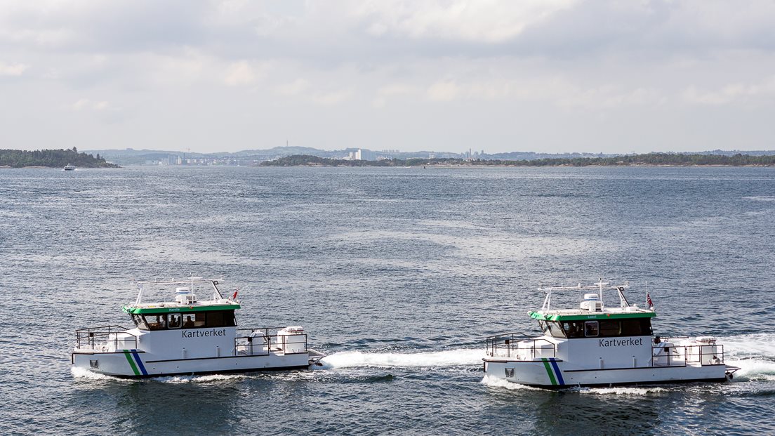To av Kartverkets arbeidsbåter MB "Lomvi" og MB "Havelle" blir brukt til dybdekartlegging i norske områder. Foto: Arnfinn Lie