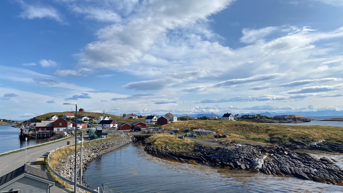 Kaianlegg på Selvær i Træna, der Kartverket har innstallert teknisk utstyr (foto: Torbjørn Taskjelle)