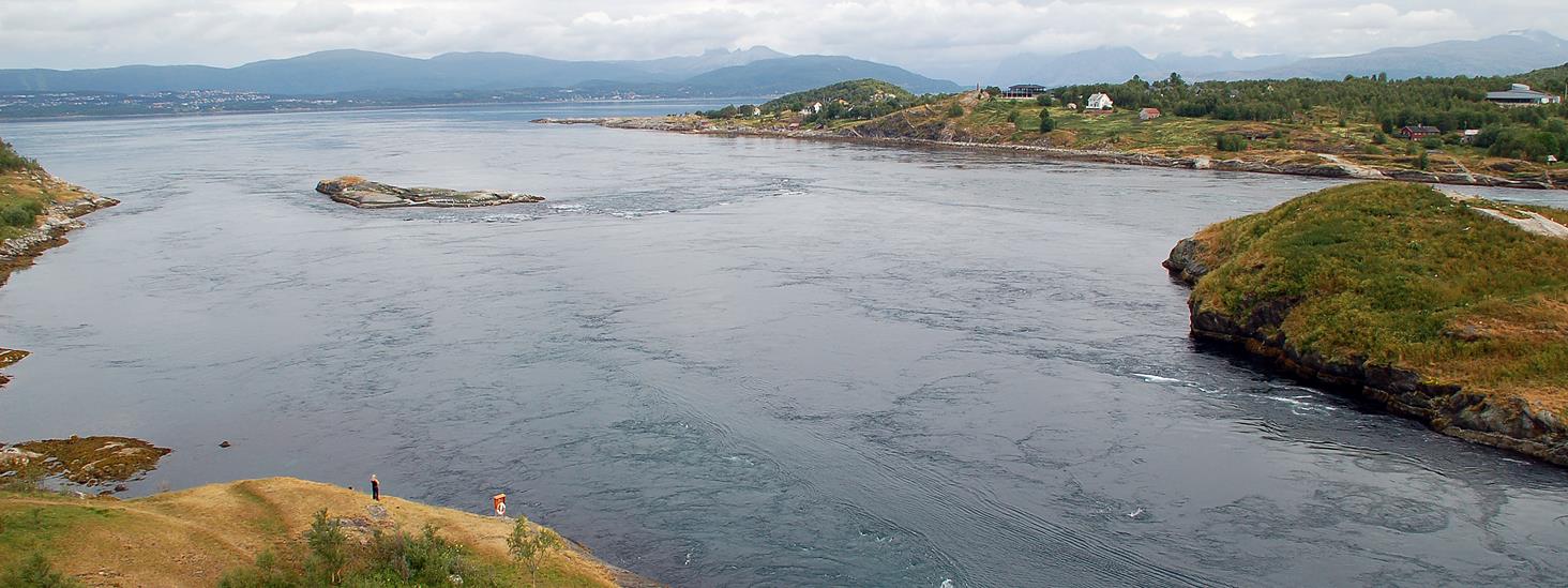 Saltstraumen i Bodø i Nordland, sett fra oven, er Norges mest kjente tidevannsstrøm. Foto: Kari Thoresen