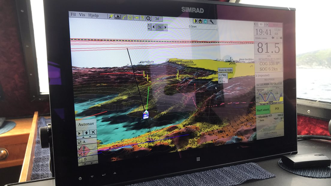 Kartplotter som viser terreng av havbunn.